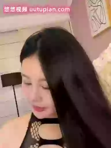 camille-w