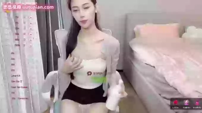 white--20