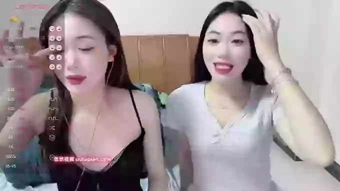 Twin-sisters
