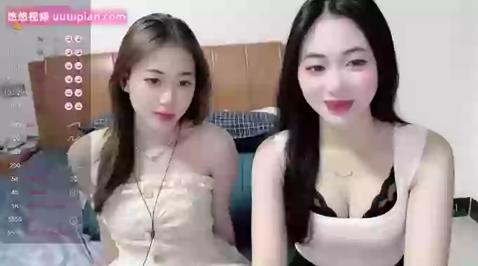 Twin-sisters