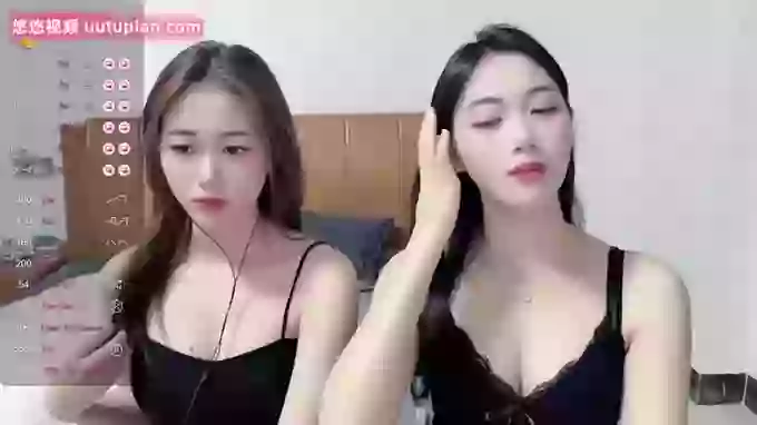 Twin-sisters