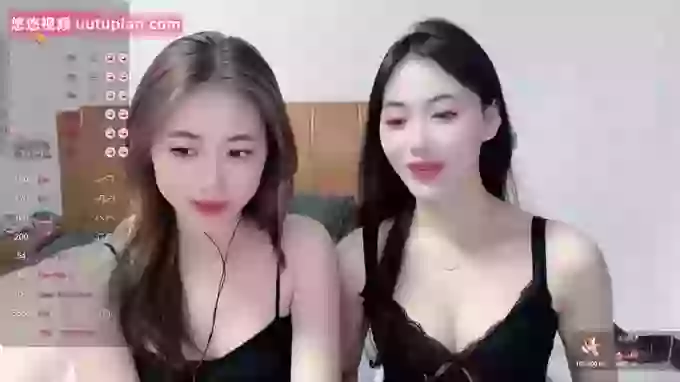 Twin-sisters