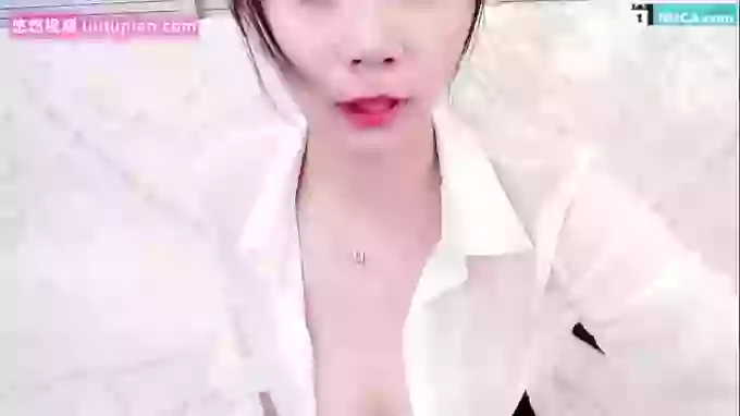 Weiwei_mo