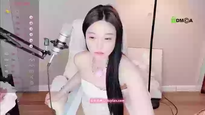 Cieyaiy_1811
