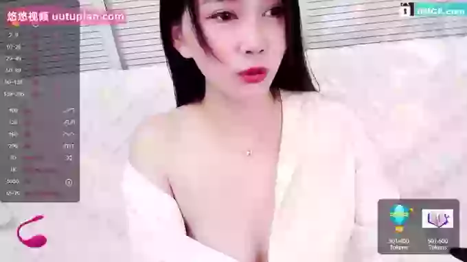 Weiwei_mo