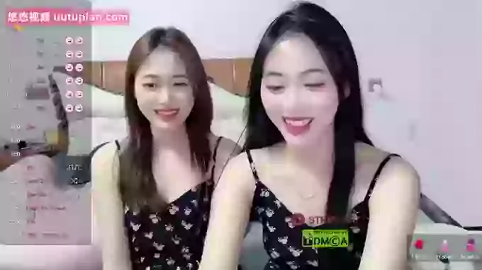 Twin-sisters