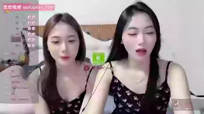 Twin-sisters