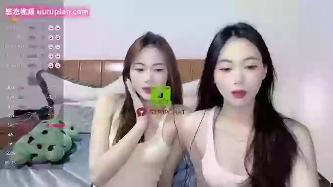 Twin-sisters
