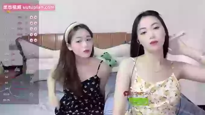 Twin-sisters