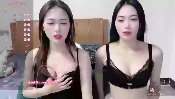 Twin-sisters