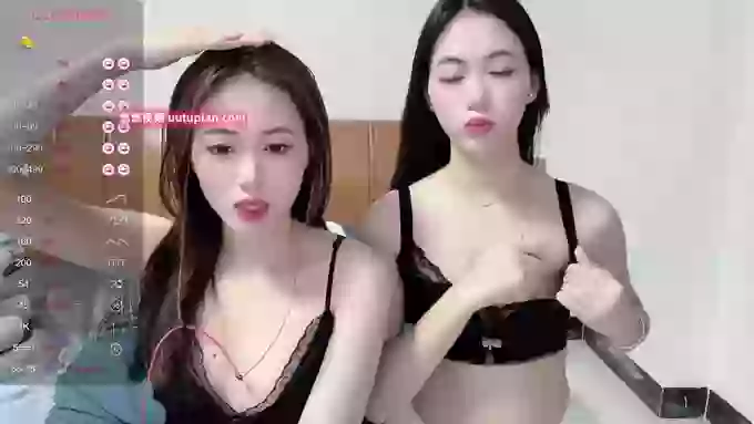 Twin-sisters