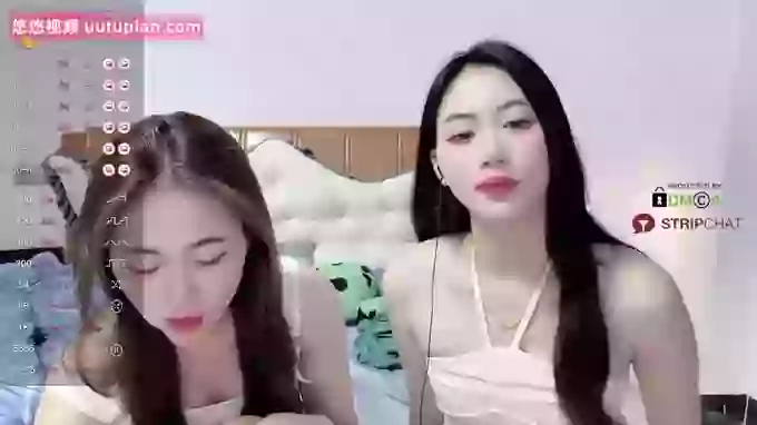 Twin-sisters