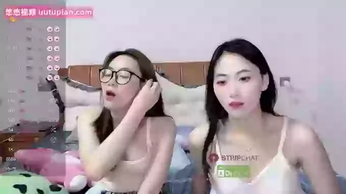Twin-sisters