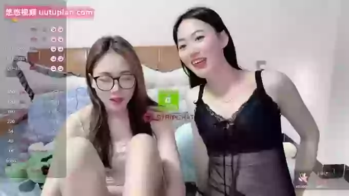 Twin-sisters