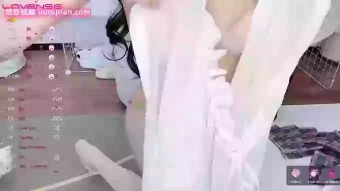 Angela-D