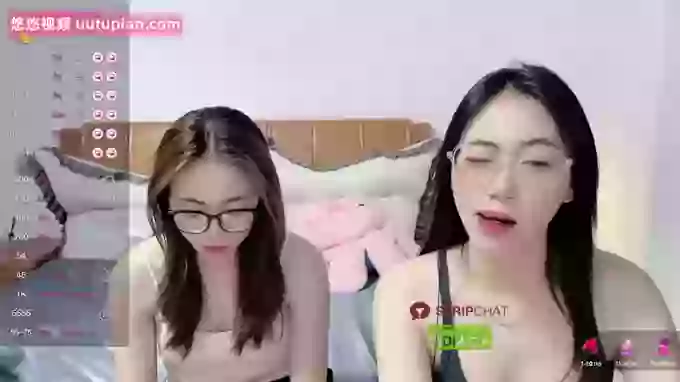 Twin-sisters