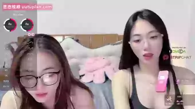 Twin-sisters