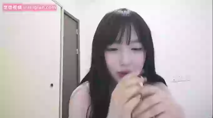 Bellajane_HK000