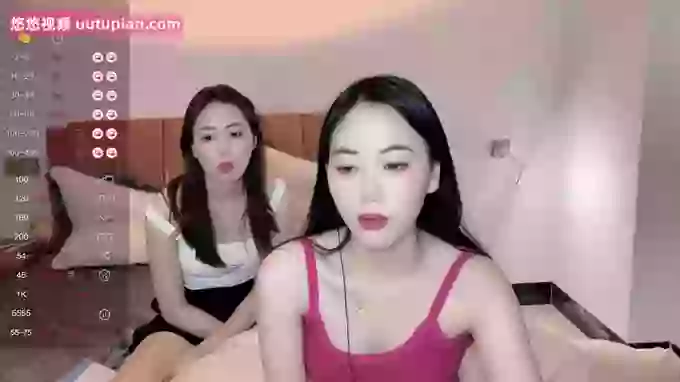 Twin-sisters