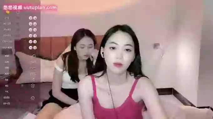 Twin-sisters
