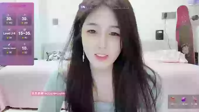 KylieVone