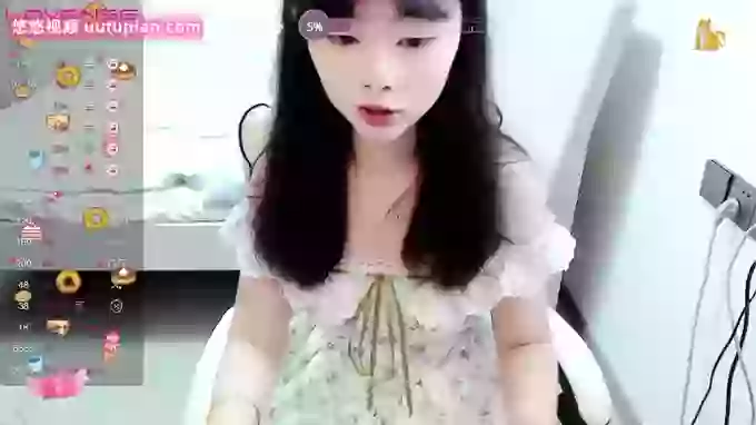 Hot-nini20