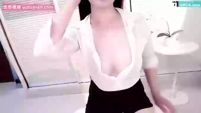Weiwei_mo