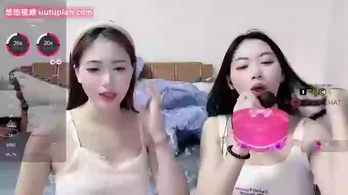 Twin-sisters