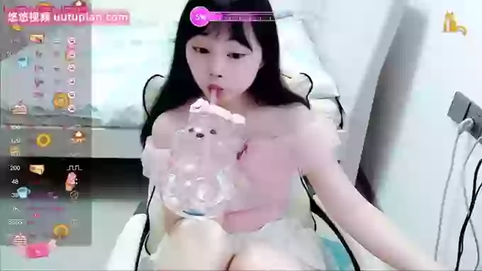 Hot-nini20