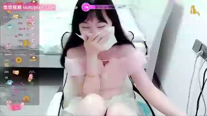 Hot-nini20