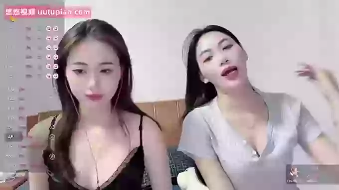 Twin-sisters