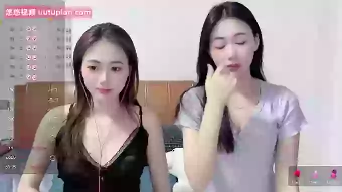 Twin-sisters