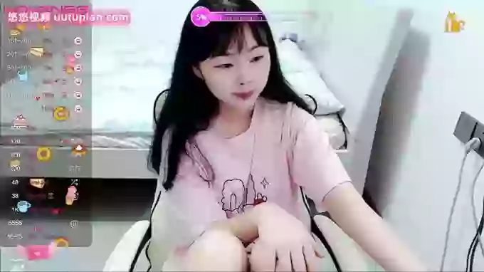Hot-nini20