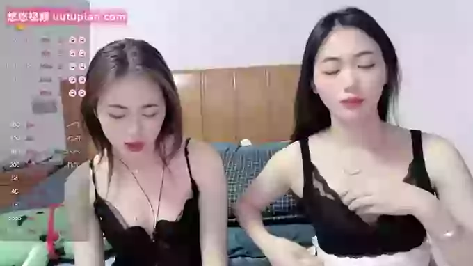 Twin-sisters