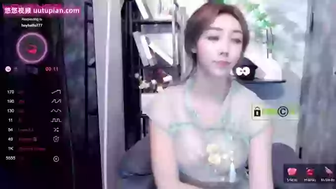 uhahyuhxjnuiaywdqy