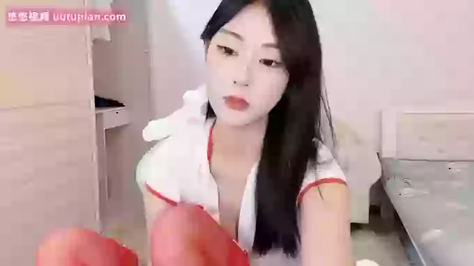 Angela-000