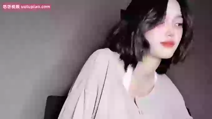 Moment880