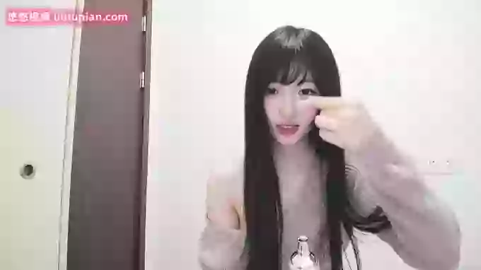 Bellajane_HK000