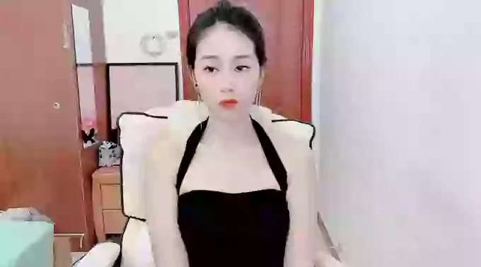 MissTINA_