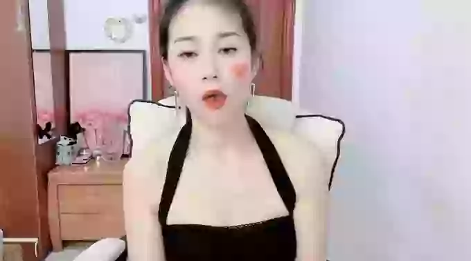 MissTINA_