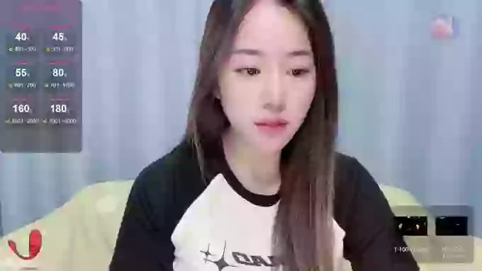 chloe-01