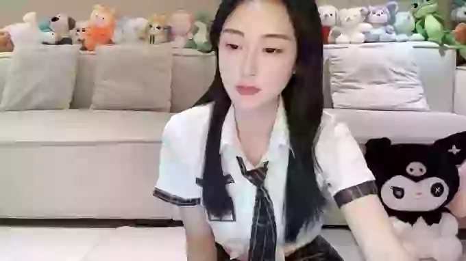 Angela-000