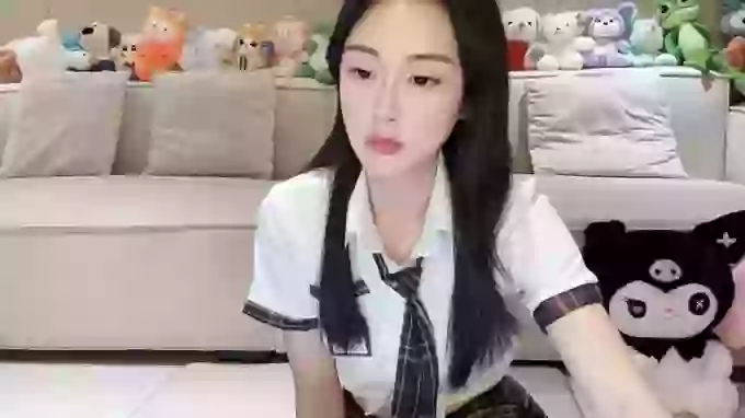 Angela-000