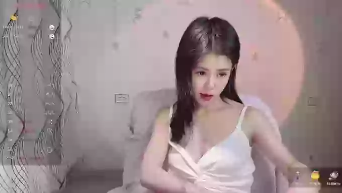 Nancy-668