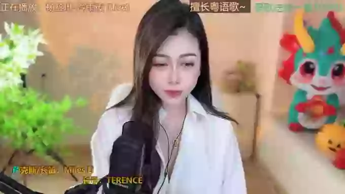Lucky-Cora