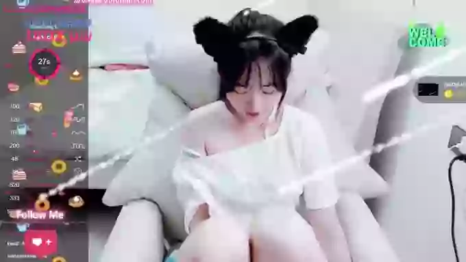 Hot-nini20