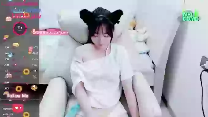 Hot-nini20