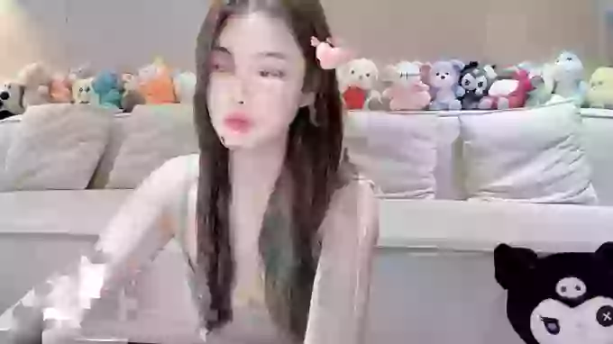Angela-000