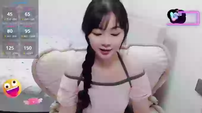 Hot-nini20