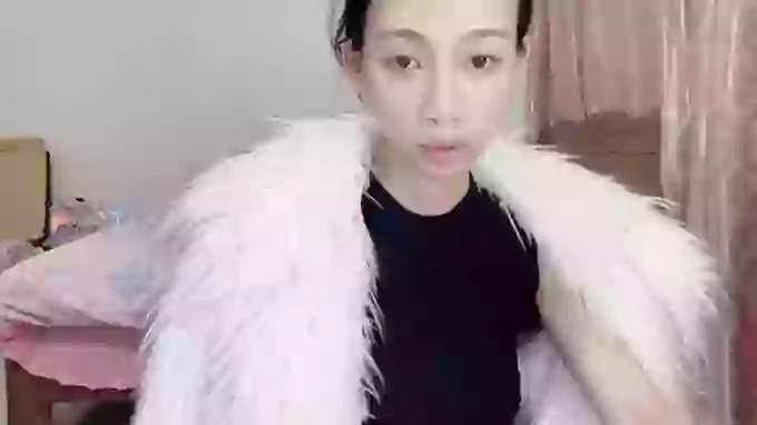 Lili-2